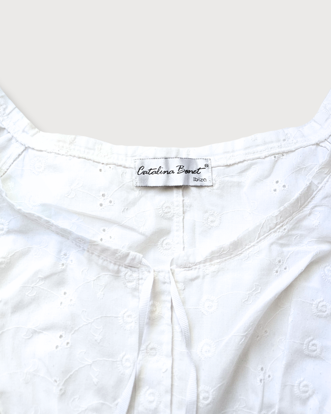 Top blanco bordado tirantes