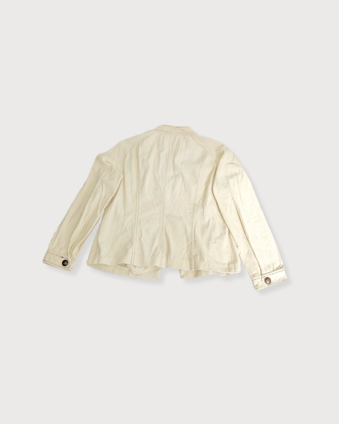Chaqueta manga larga crema cremallera cuello boton